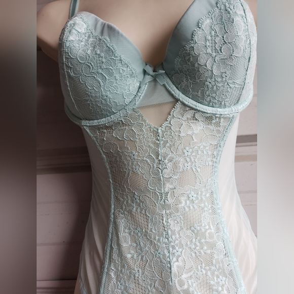 💋 💄 Bra Size 34D Bustier lingerie Victoria's Secret sheer blue corset 💋 👠 - Picture 2 of 4